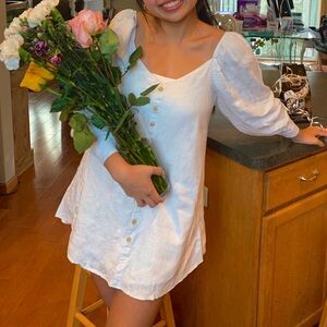 Mini Long-sleeve Linen Dress